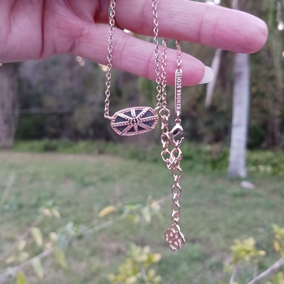 Kendra Scott Rose Gold Elisa Rose Gold Drusy Necklace - Picture 13 of 14